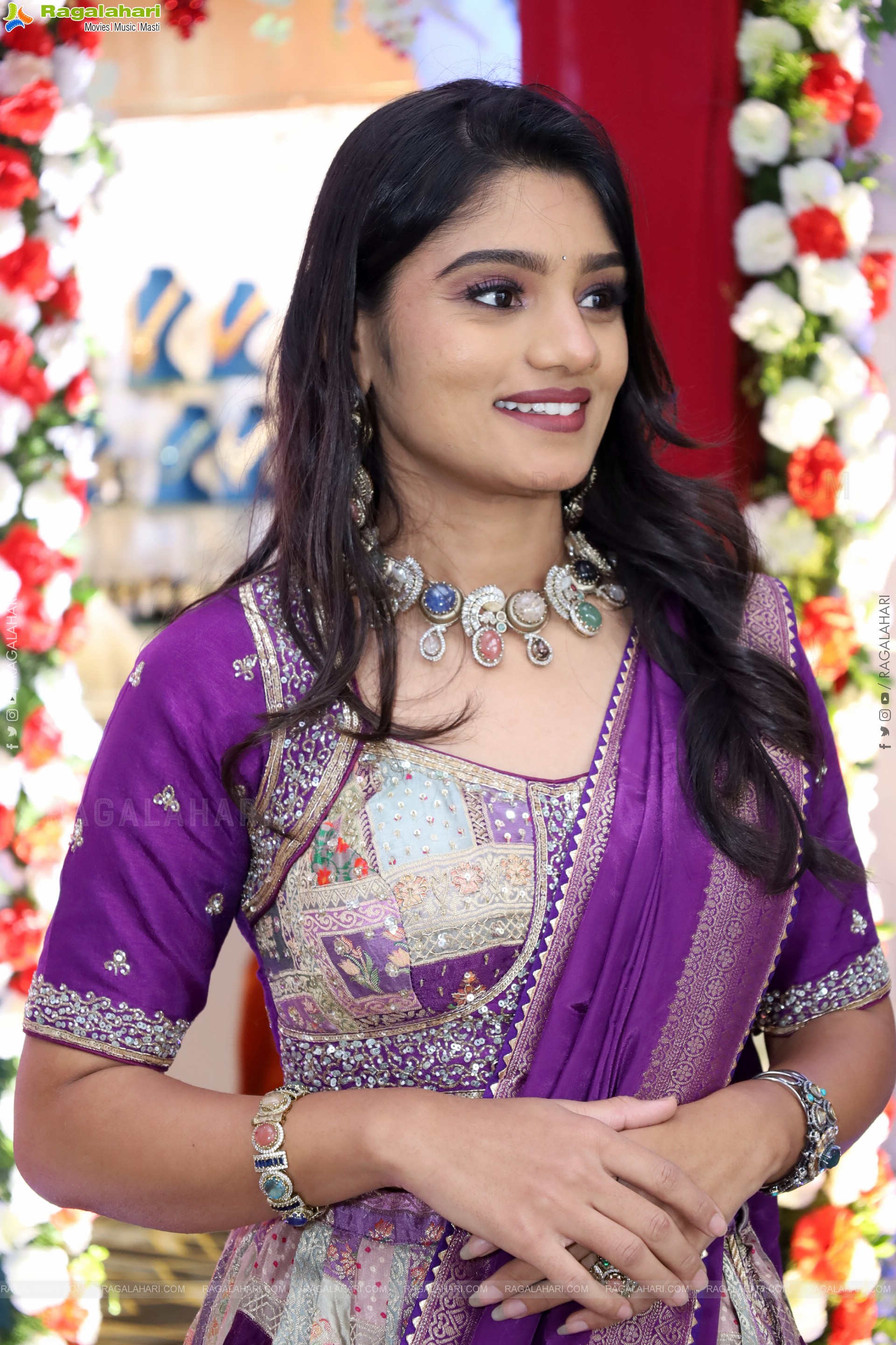 Leela Latest Stills, HD Gallery