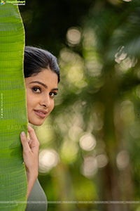 Manasa Varanasi Beautiful Photoshoot Stills, HD Gallery