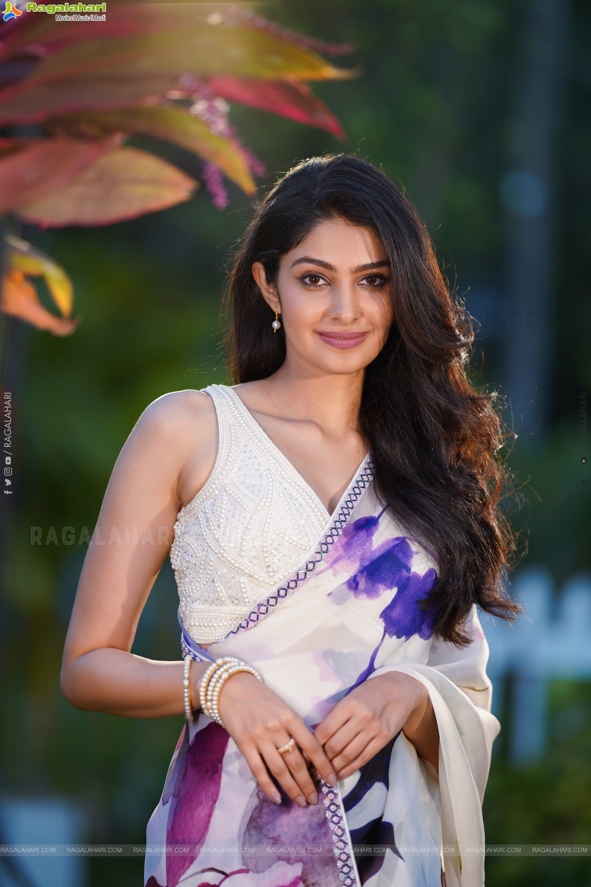 Manasa Varanasi Beautiful Photoshoot Stills, HD Gallery