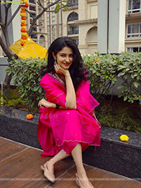 Manasa Varanasi Beautiful Photoshoot Stills, HD Gallery