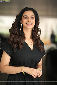 Meenakshi Chaudhary at Anaganaga Oka Raju Interview