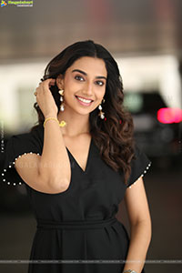 Meenakshi Chaudhary at Anaganaga Oka Raju Interview