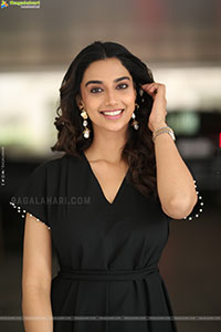 Meenakshi Chaudhary at Anaganaga Oka Raju Interview