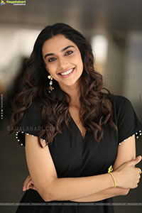 Meenakshi Chaudhary at Anaganaga Oka Raju Interview