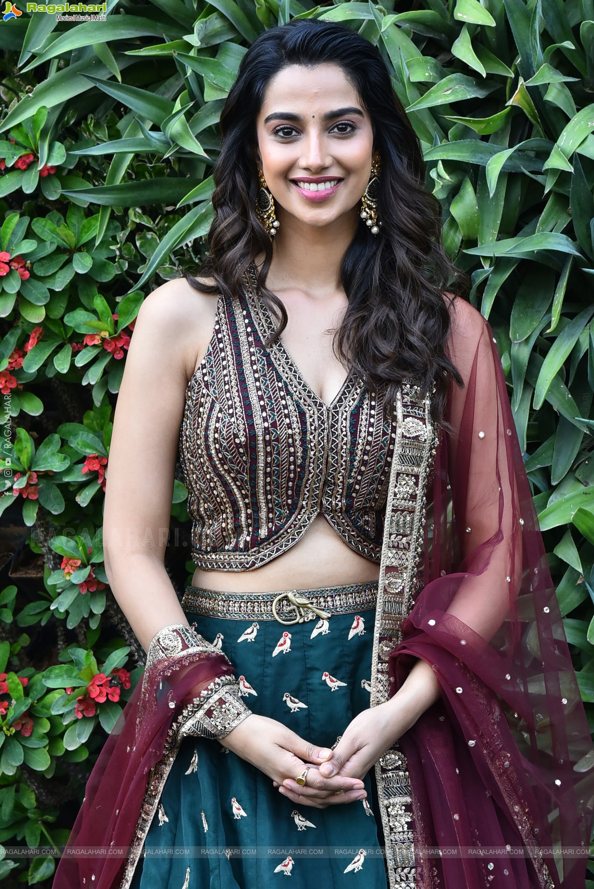 Meenakshi Chaudhary Glam Photoshoot Stills, HD Gallery