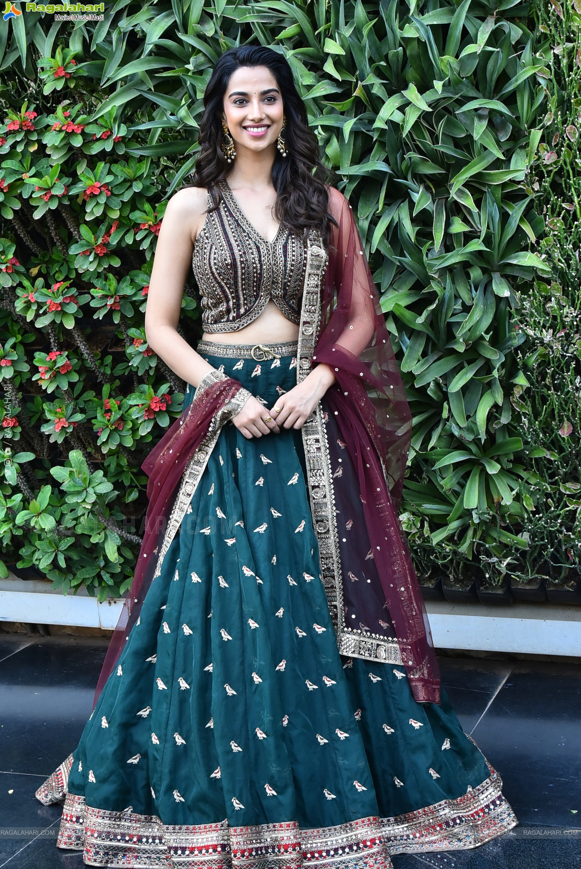 Meenakshi Chaudhary Glam Photoshoot Stills, HD Gallery