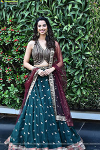 Meenakshi Chaudhary Glam Photoshoot Stills, HD Gallery