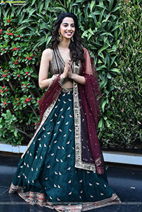 Meenakshi Chaudhary Glam Photoshoot Stills, HD Gallery