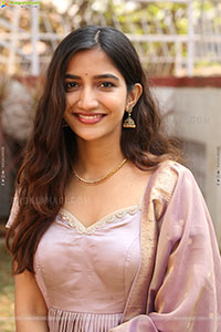 Neha Pathan at Atreyapuram Brothers Movie Opening