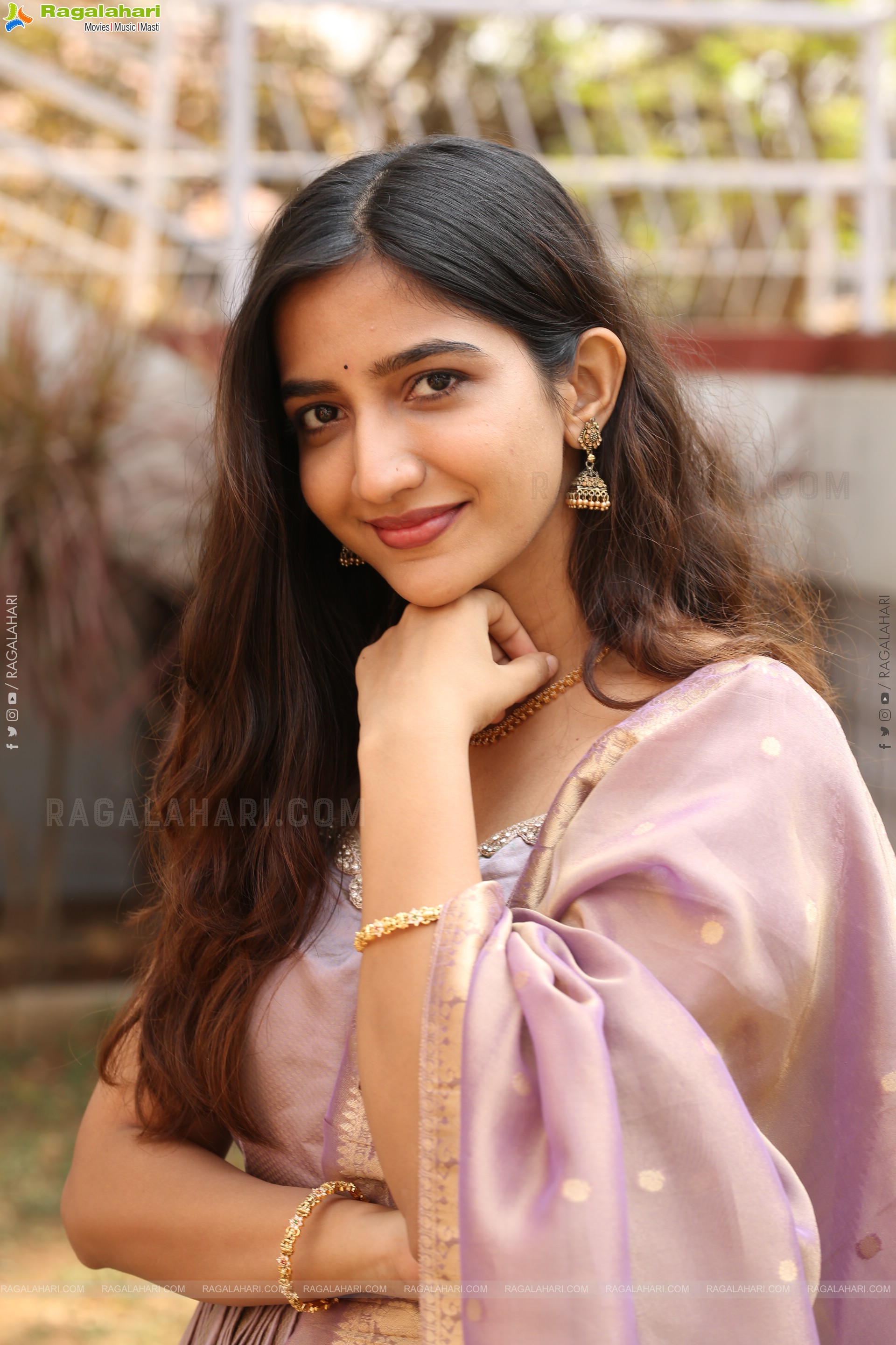 Neha Pathan at Atreyapuram Brothers Movie Opening, HD Gallery