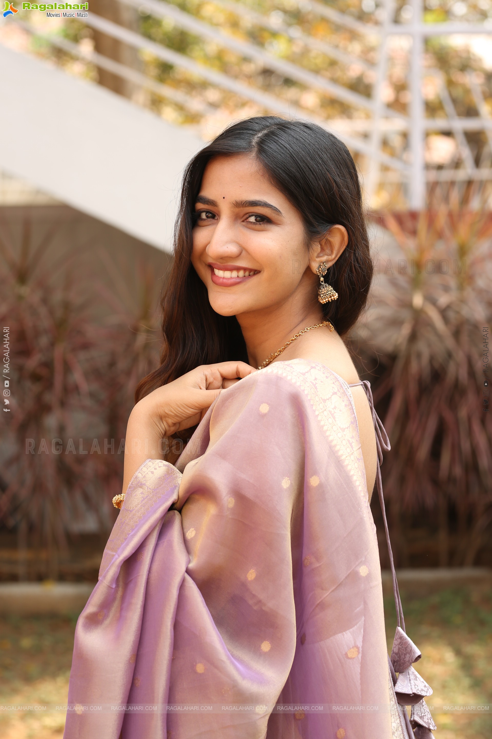 Neha Pathan at Atreyapuram Brothers Movie Opening, HD Gallery