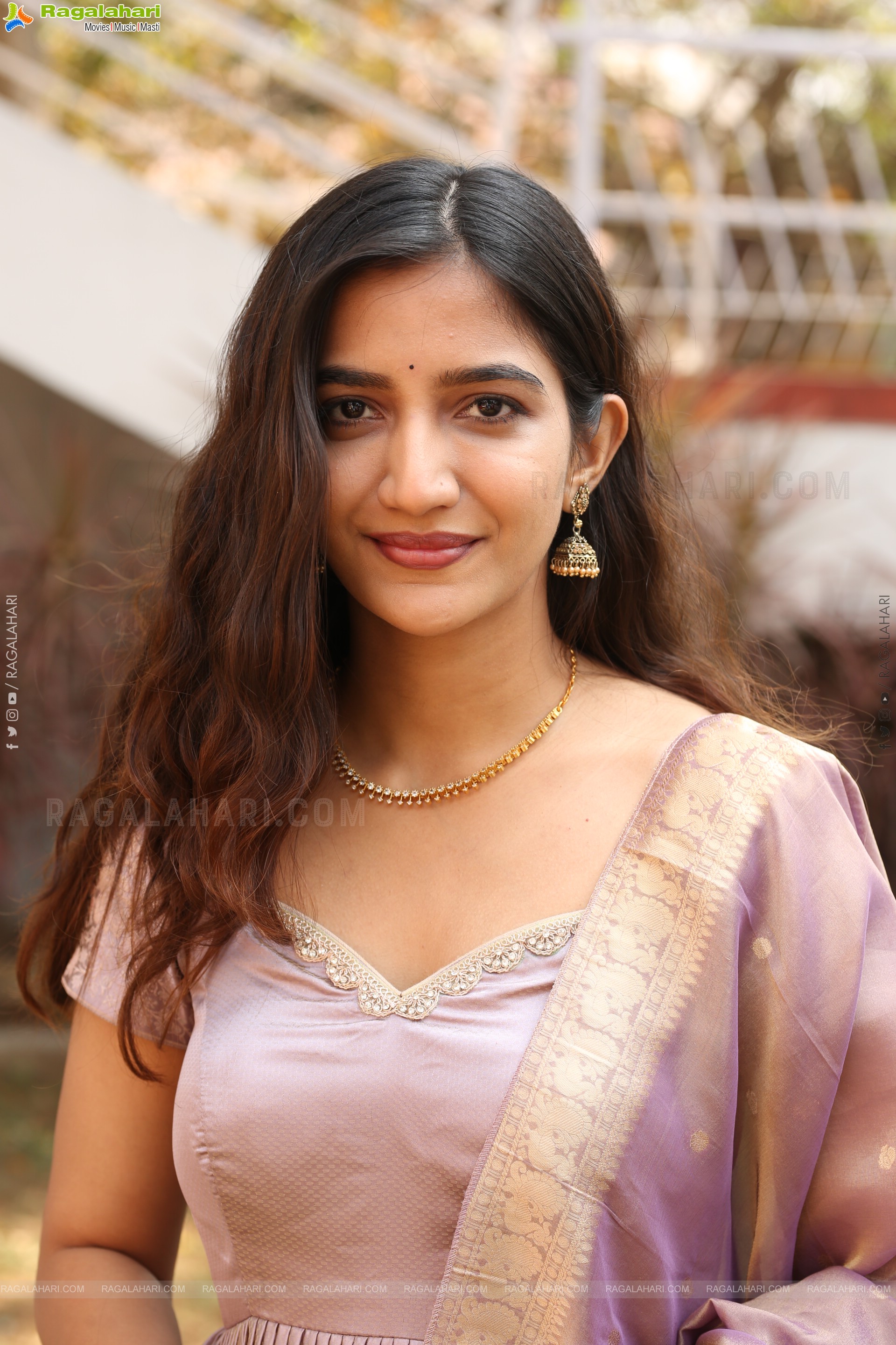 Neha Pathan at Atreyapuram Brothers Movie Opening, HD Gallery