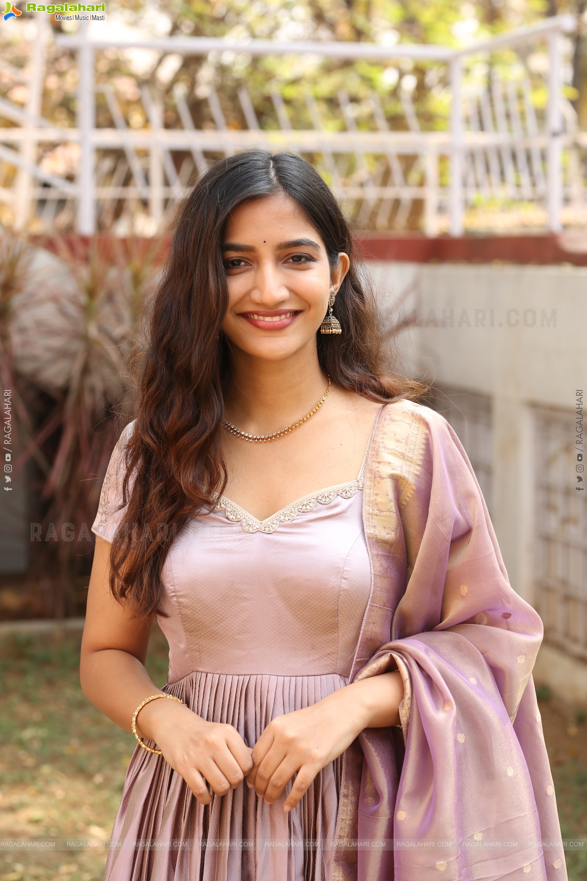 Neha Pathan at Atreyapuram Brothers Movie Opening, HD Gallery