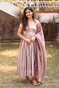 Neha Pathan at Atreyapuram Brothers Movie Opening