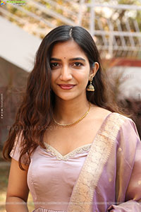 Neha Pathan at Atreyapuram Brothers Movie Opening