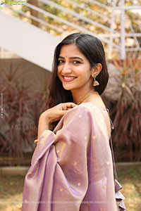 Neha Pathan at Atreyapuram Brothers Movie Opening