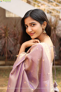 Neha Pathan at Atreyapuram Brothers Movie Opening