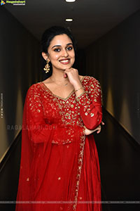 Nidhi Pradeep at Godari Gattupaina Movie Teaser Launch