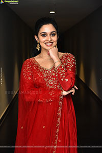 Nidhi Pradeep at Godari Gattupaina Movie Teaser Launch