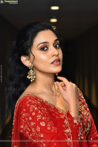 Nidhi Pradeep at Godari Gattupaina Movie Teaser Launch