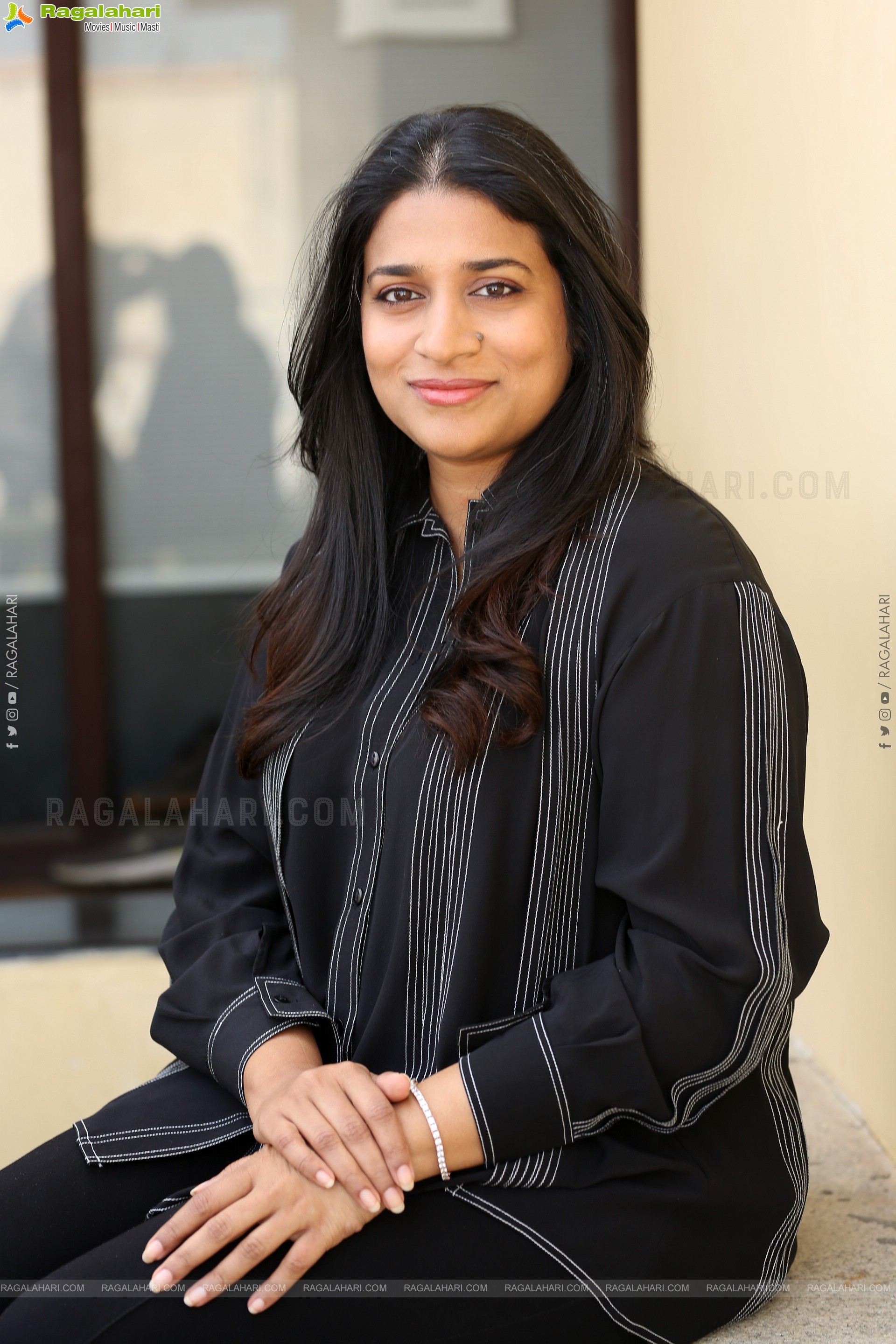 Sushmita Konidela at Mana Shankara Vara Prasad Garu Interview, HD Gallery