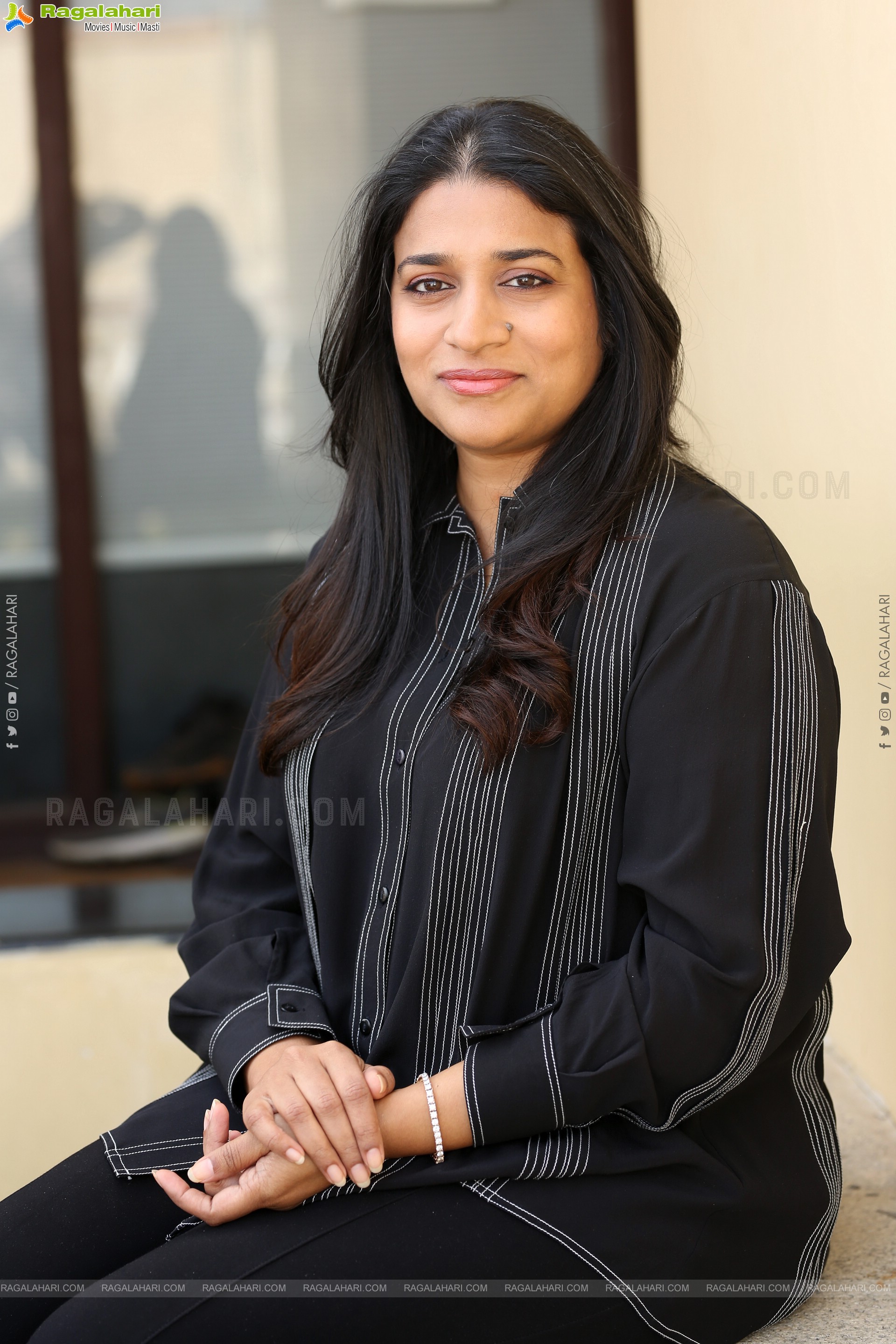 Sushmita Konidela at Mana Shankara Vara Prasad Garu Interview, HD Gallery