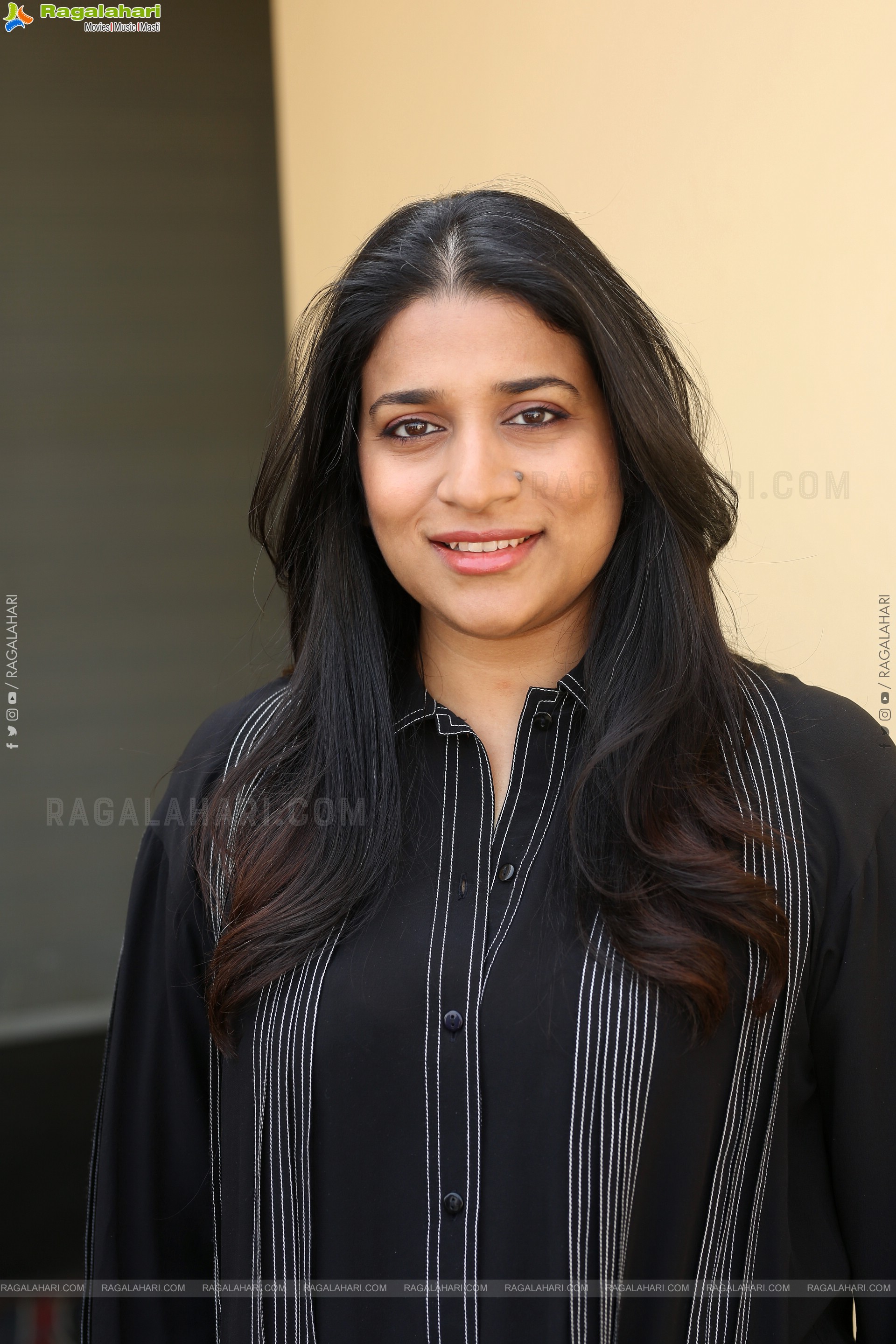 Sushmita Konidela at Mana Shankara Vara Prasad Garu Interview, HD Gallery