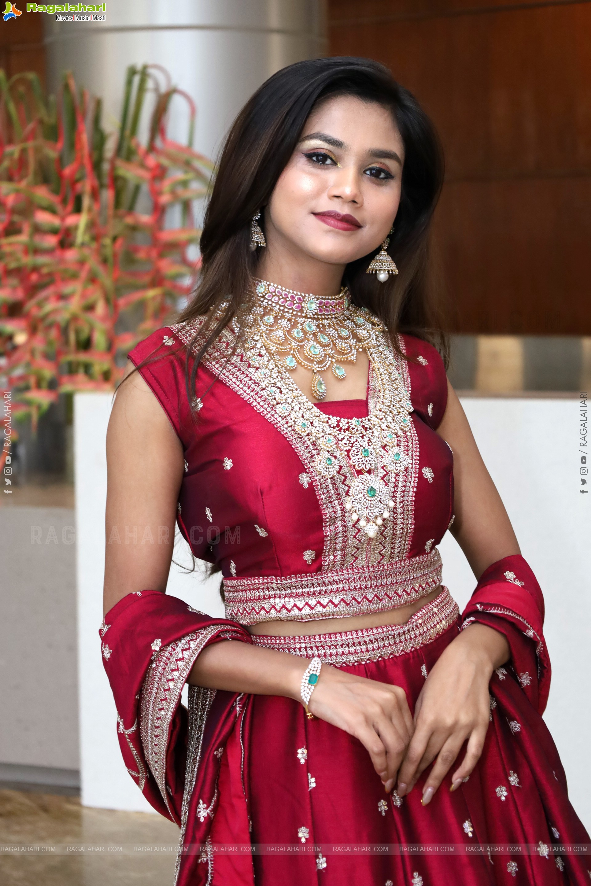 Reba Biswas Poses with Jewellery, HD Gallery