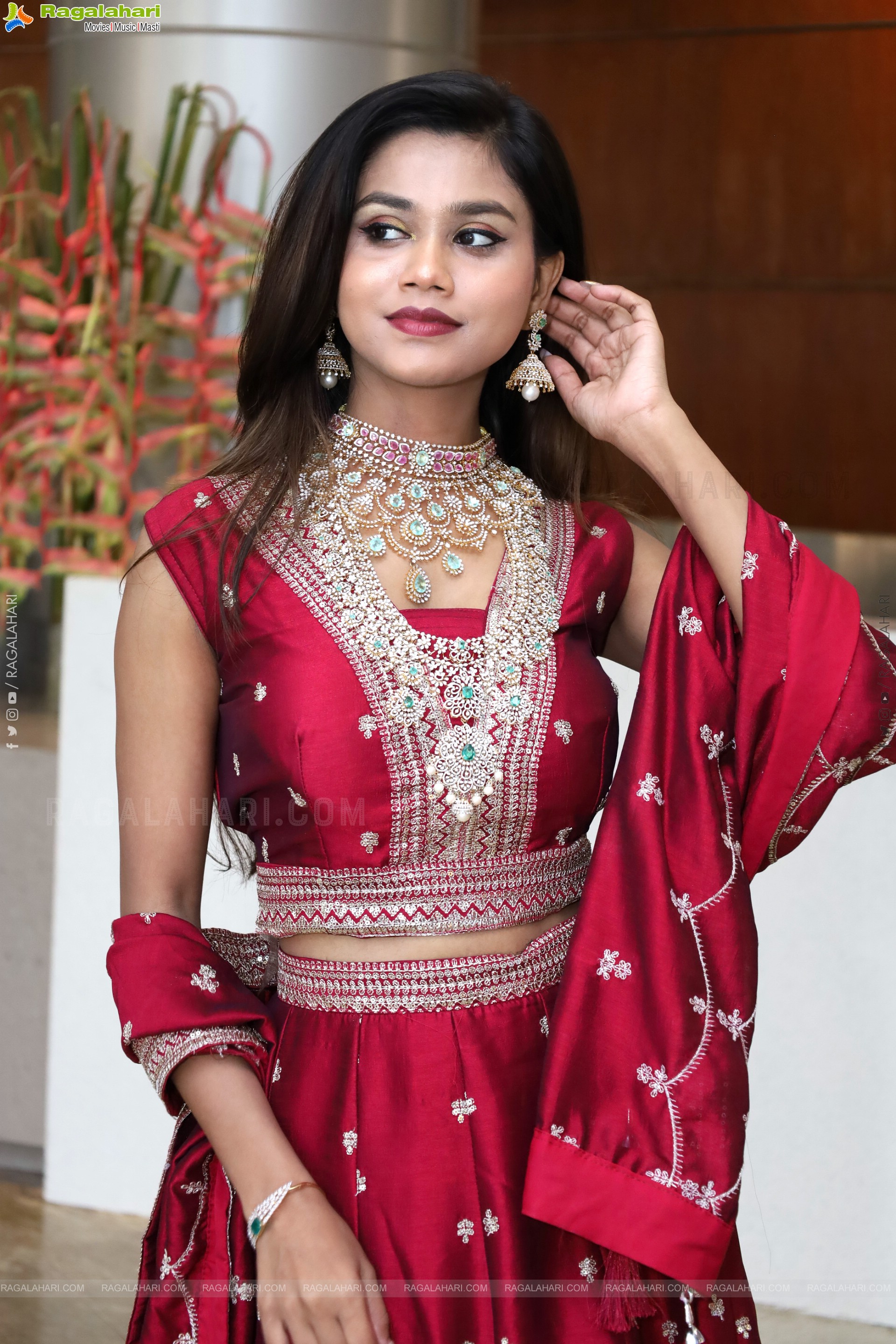 Reba Biswas Poses with Jewellery, HD Gallery