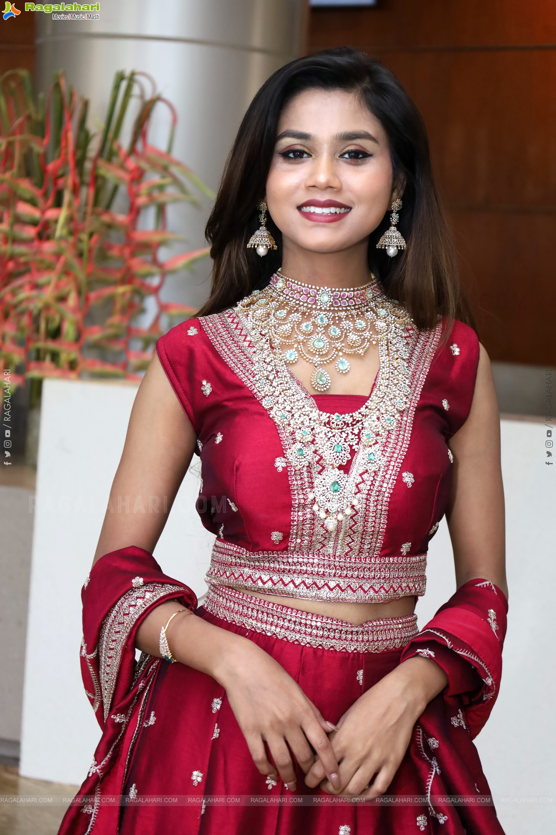 Reba Biswas Poses with Jewellery, HD Gallery