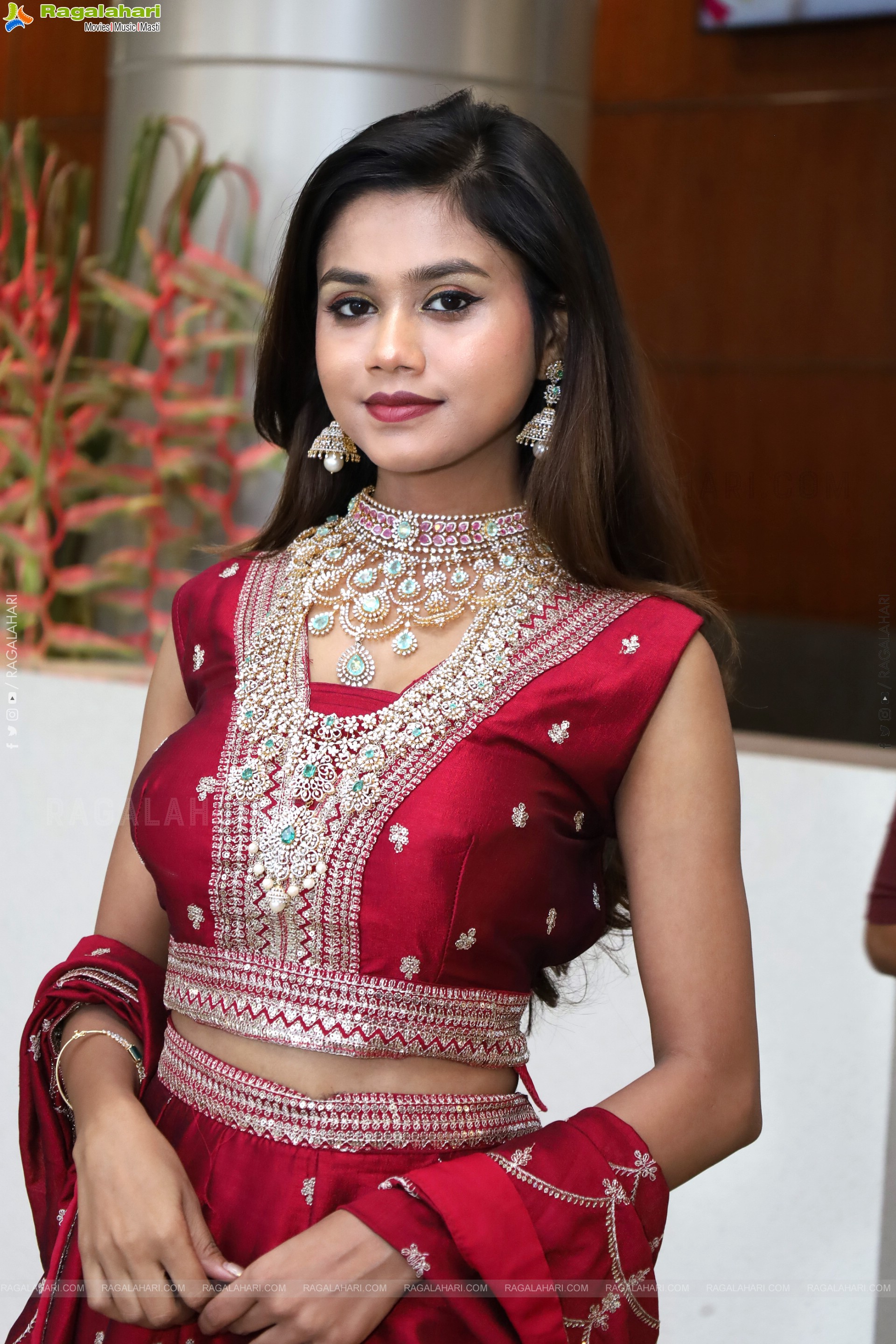 Reba Biswas Poses with Jewellery, HD Gallery