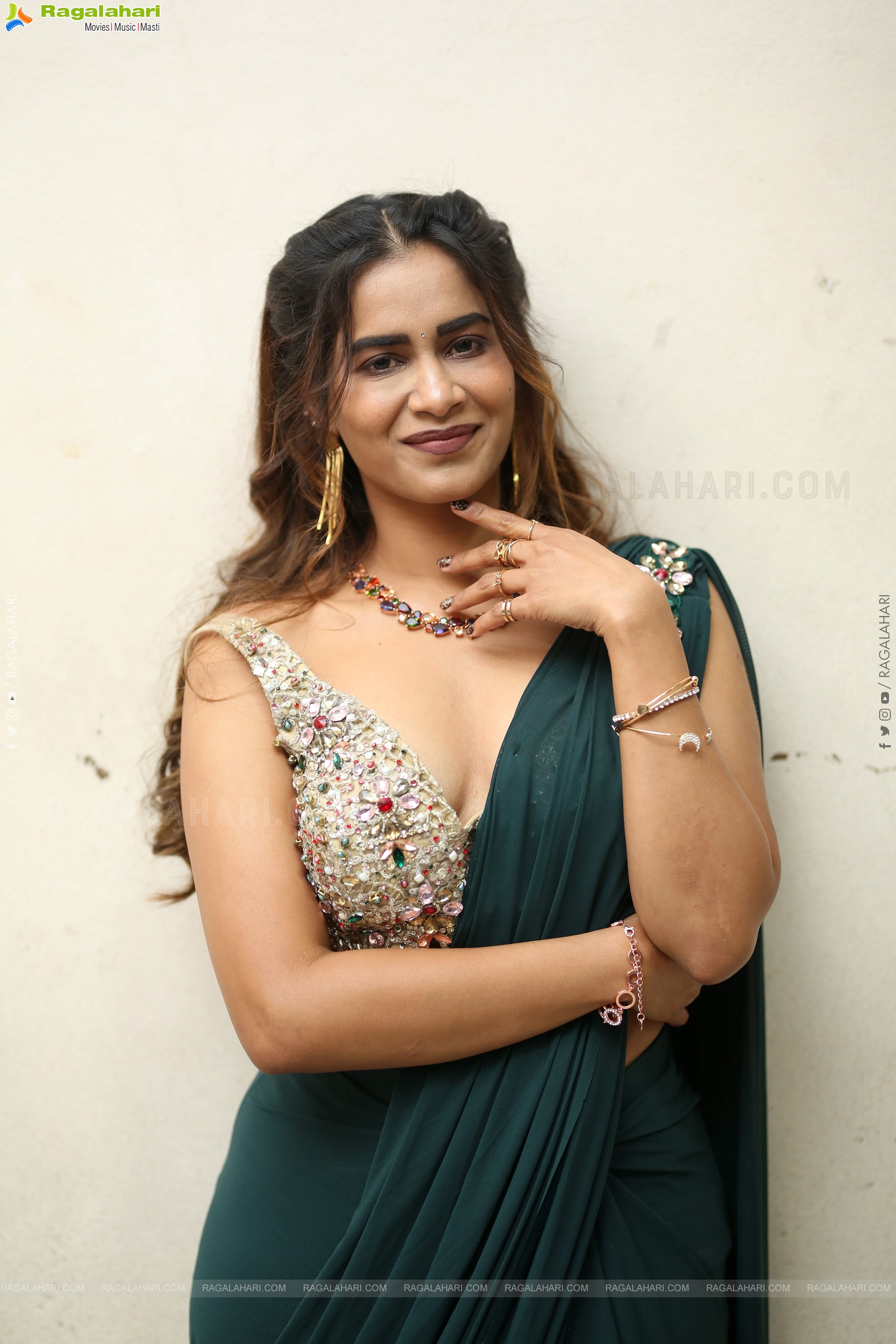 Sahithi Dasari Latest HD Photoshoot stills, HD Gallery