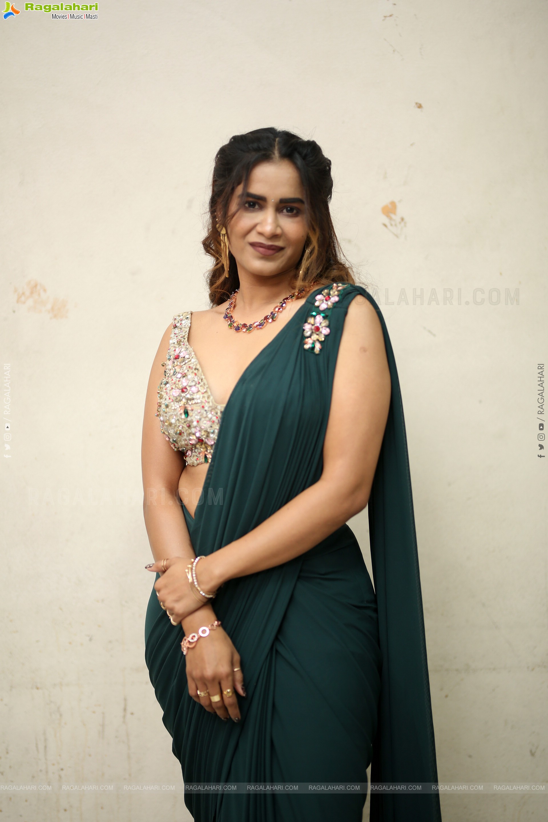 Sahithi Dasari Latest HD Photoshoot stills, HD Gallery