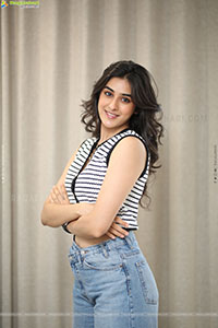 Sakshi Vaidya at Nari Nari Naduma Murari Interview