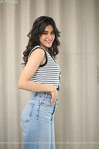 Sakshi Vaidya at Nari Nari Naduma Murari Interview