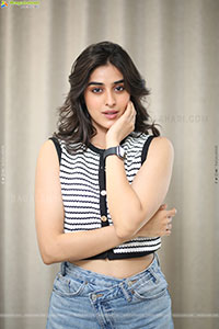 Sakshi Vaidya at Nari Nari Naduma Murari Interview