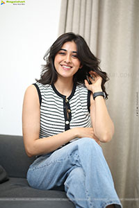 Sakshi Vaidya at Nari Nari Naduma Murari Interview