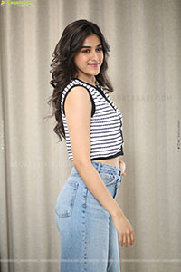 Sakshi Vaidya at Nari Nari Naduma Murari Interview