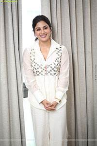 Samyuktha Menon at Nari Nari Naduma Murari Interview