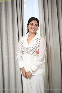 Samyuktha Menon at Nari Nari Naduma Murari Interview