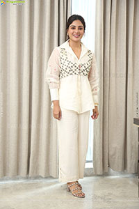 Samyuktha Menon at Nari Nari Naduma Murari Interview