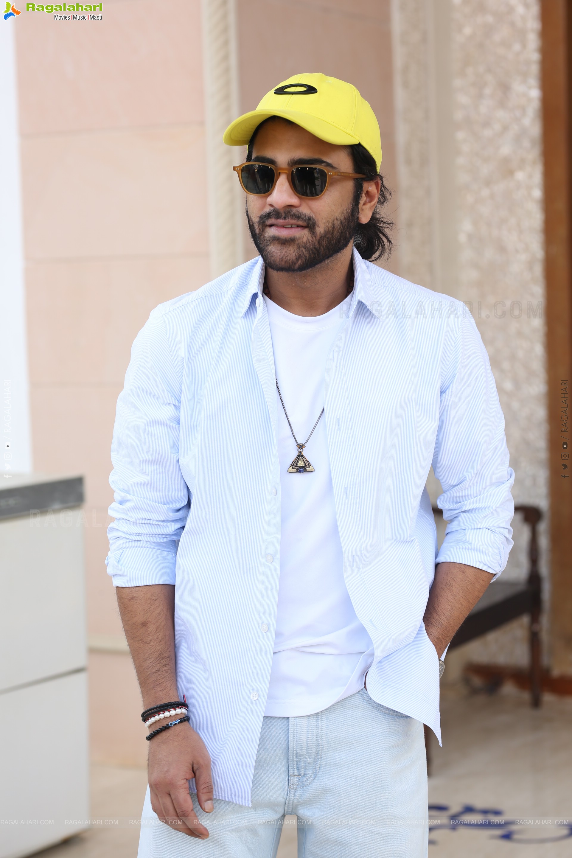 Sharwanand at Nari Nari Naduma Murari Interview, HD Gallery