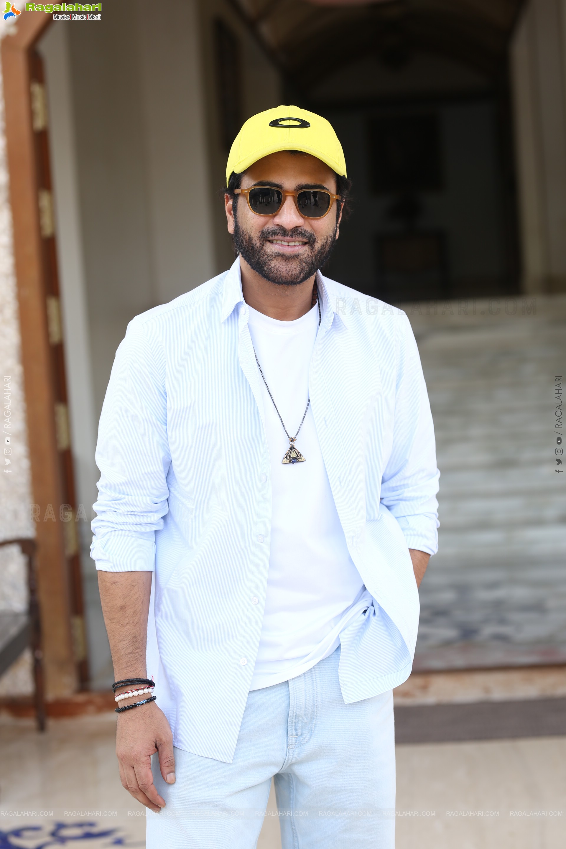 Sharwanand at Nari Nari Naduma Murari Interview, HD Gallery