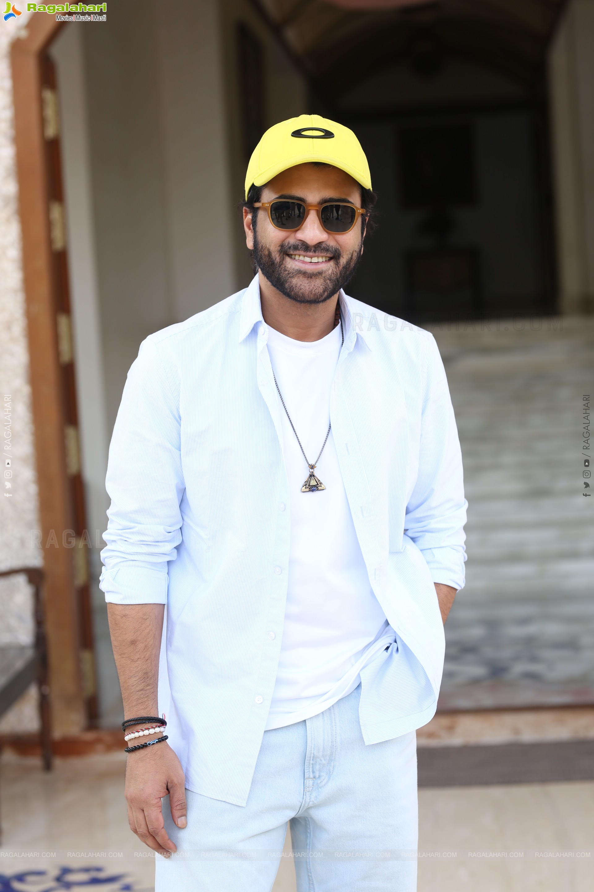 Sharwanand at Nari Nari Naduma Murari Interview, HD Gallery