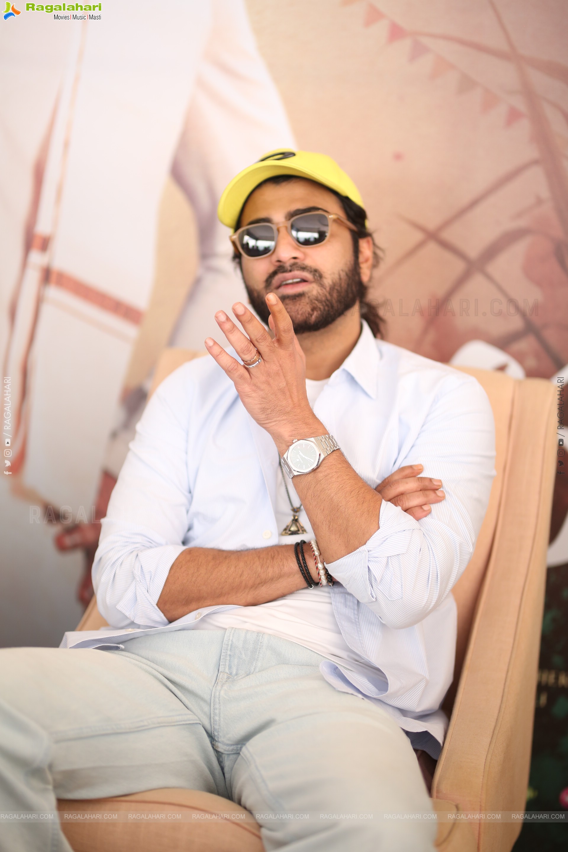 Sharwanand at Nari Nari Naduma Murari Interview, HD Gallery