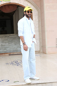 Sharwanand at Nari Nari Naduma Murari Interview, HD Gallery