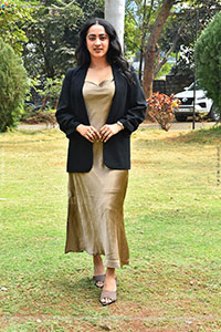 Shruthi Shetty at Sky Movie Pre Release Press Meet