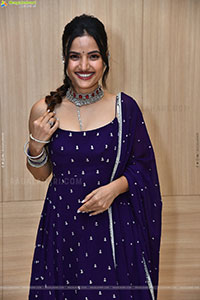 Siri Hanumanthu Latest Glam Stills, HD Gallery