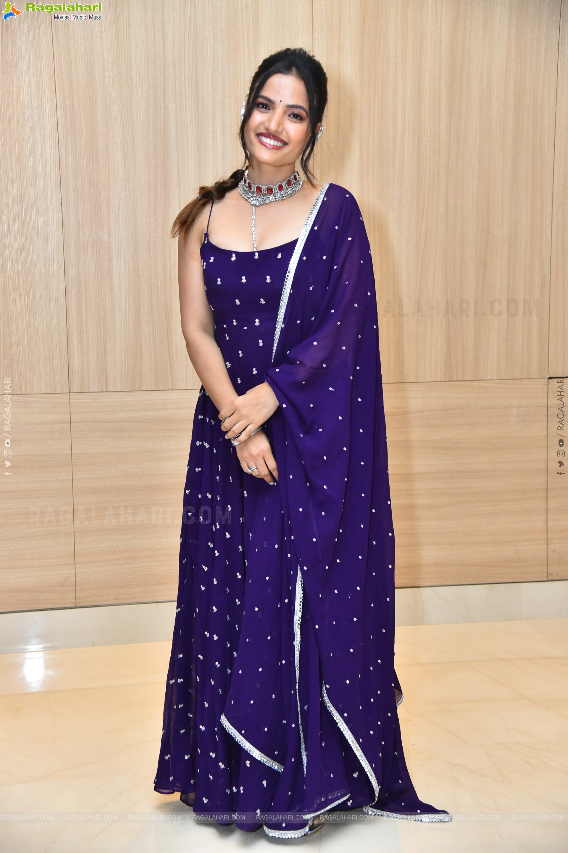 Siri Hanumanthu Latest Glam Stills, HD Gallery