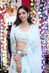 Swetha Kanduri stills in White Designer Dress, HD Gallery